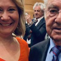Pamela Grün mit Altbundespräsident Heinz Fischer beim Jubiläumsfestakt der Stadtgemeinde Ternitz